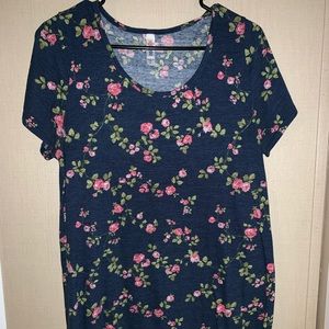 LulaRoe Classic T Size Xl